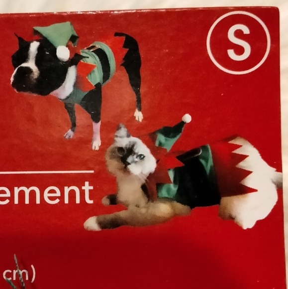 Santa's Little Helper pet elf costume with hat - Picture 2 of 3